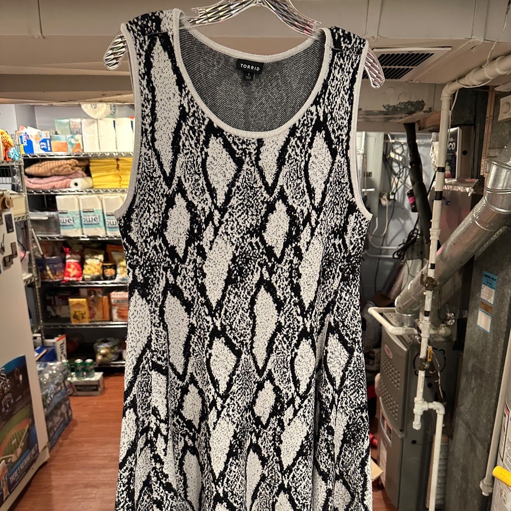 Torrid Pull-On Dress - Size 1